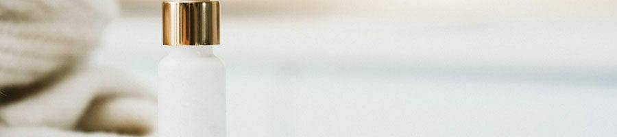 Anti-Aging Naturkosmetik mit Bio Hyaluronsäure