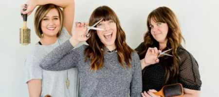Kein Stress mehr mit den Kleinen: Erlebe kinderfreundliche Beauty-Wartebereiche und genieße entspannte Momente im Salon.